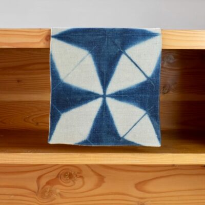 Mei Line table runner indigo shibori