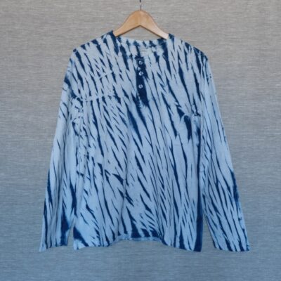 Cotton jersey shirt personalised in indigo Arashi shibori