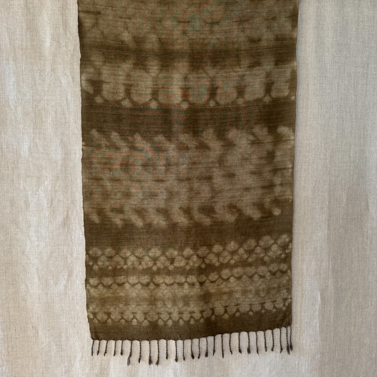 Eri silk scarf dyed in Reseda shibori - Image 3